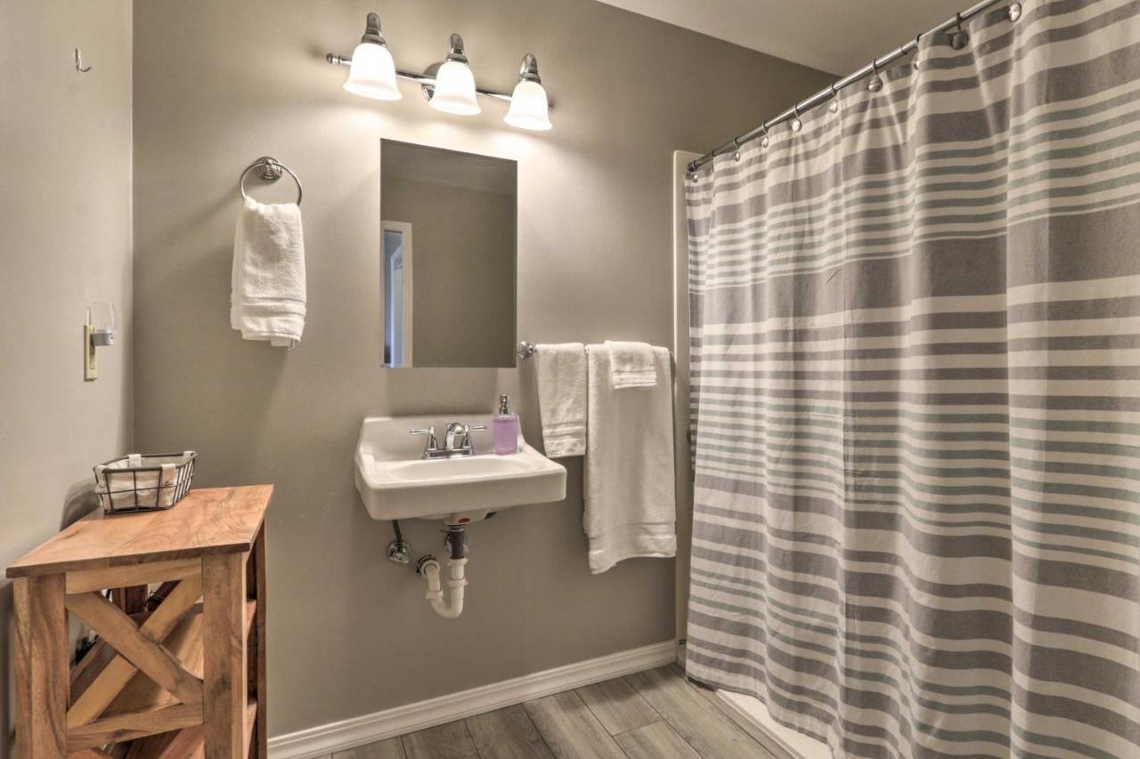 Centrally Located South Hill Apartment With Smart Tv Spokane Exterior foto